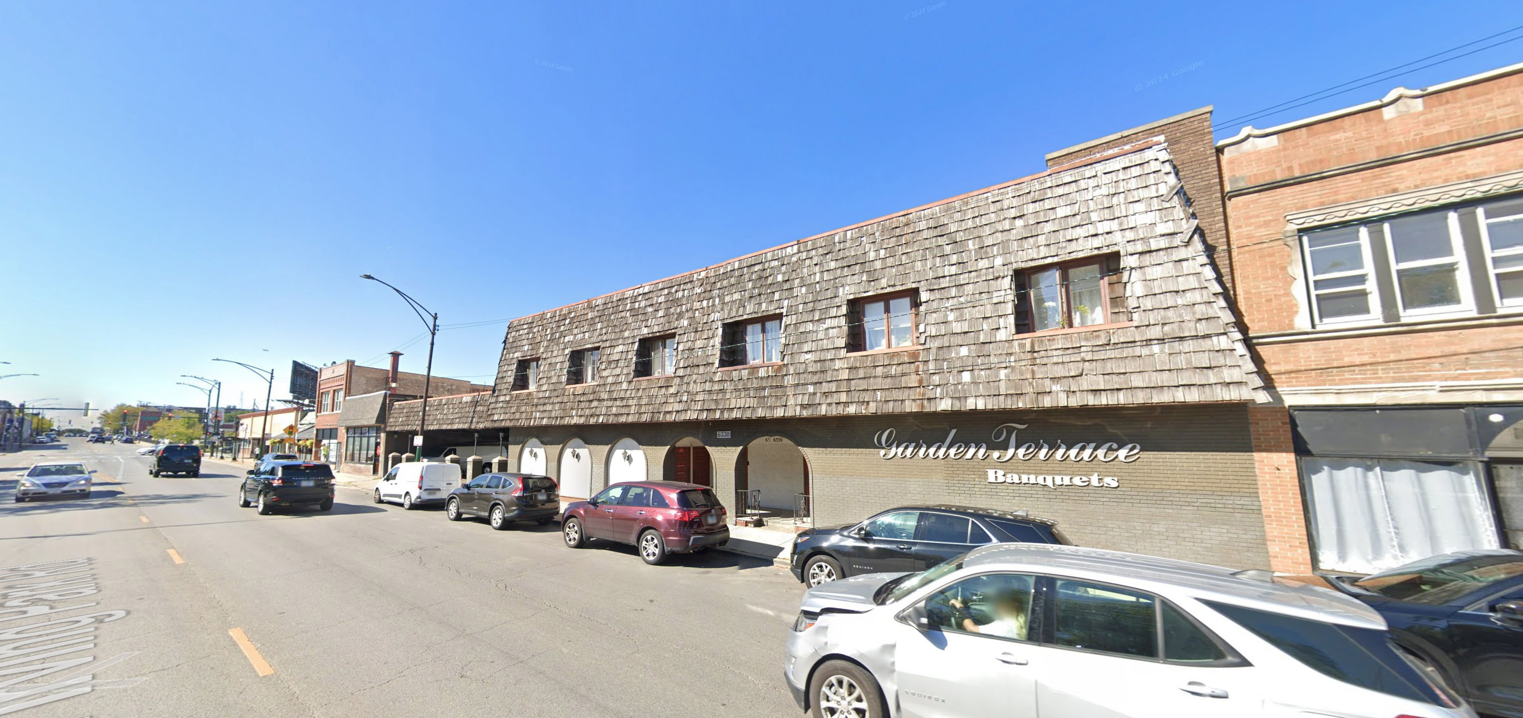 Demo permit issued at 6330 W. Irving Park to make way for development